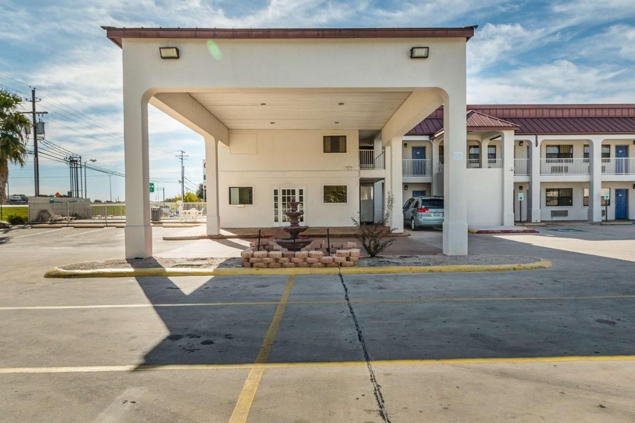 Motel 6-San Marcos, Tx - North מראה חיצוני תמונה