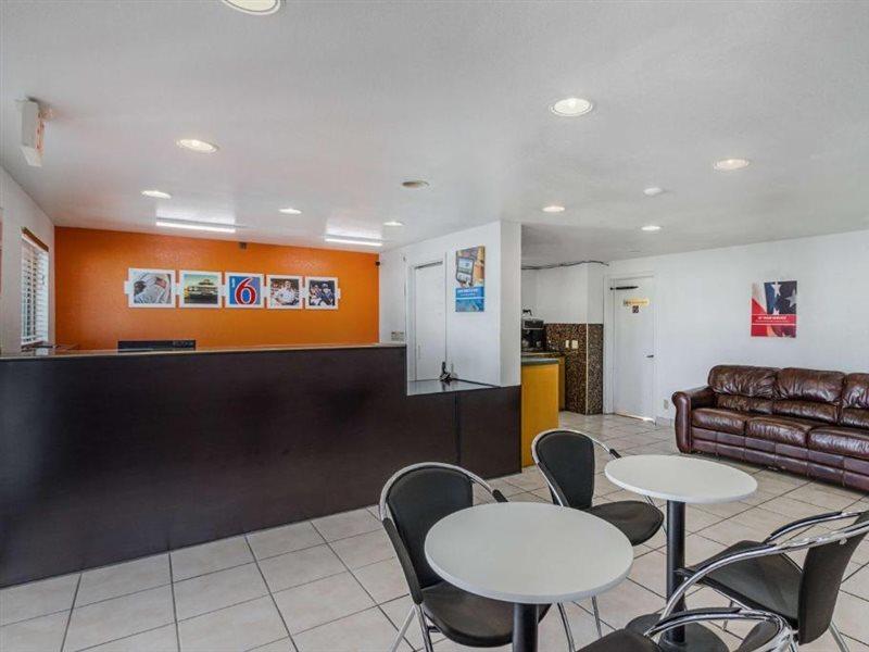 Motel 6-San Marcos, Tx - North מראה חיצוני תמונה