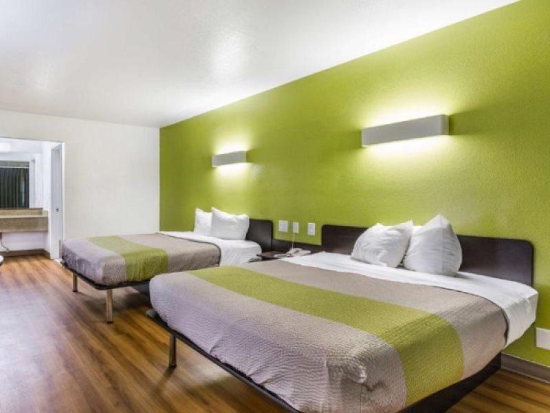 Motel 6-San Marcos, Tx - North מראה חיצוני תמונה