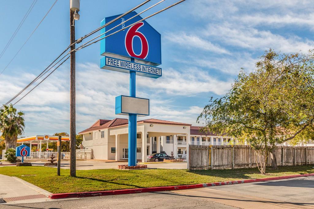 Motel 6-San Marcos, Tx - North מראה חיצוני תמונה