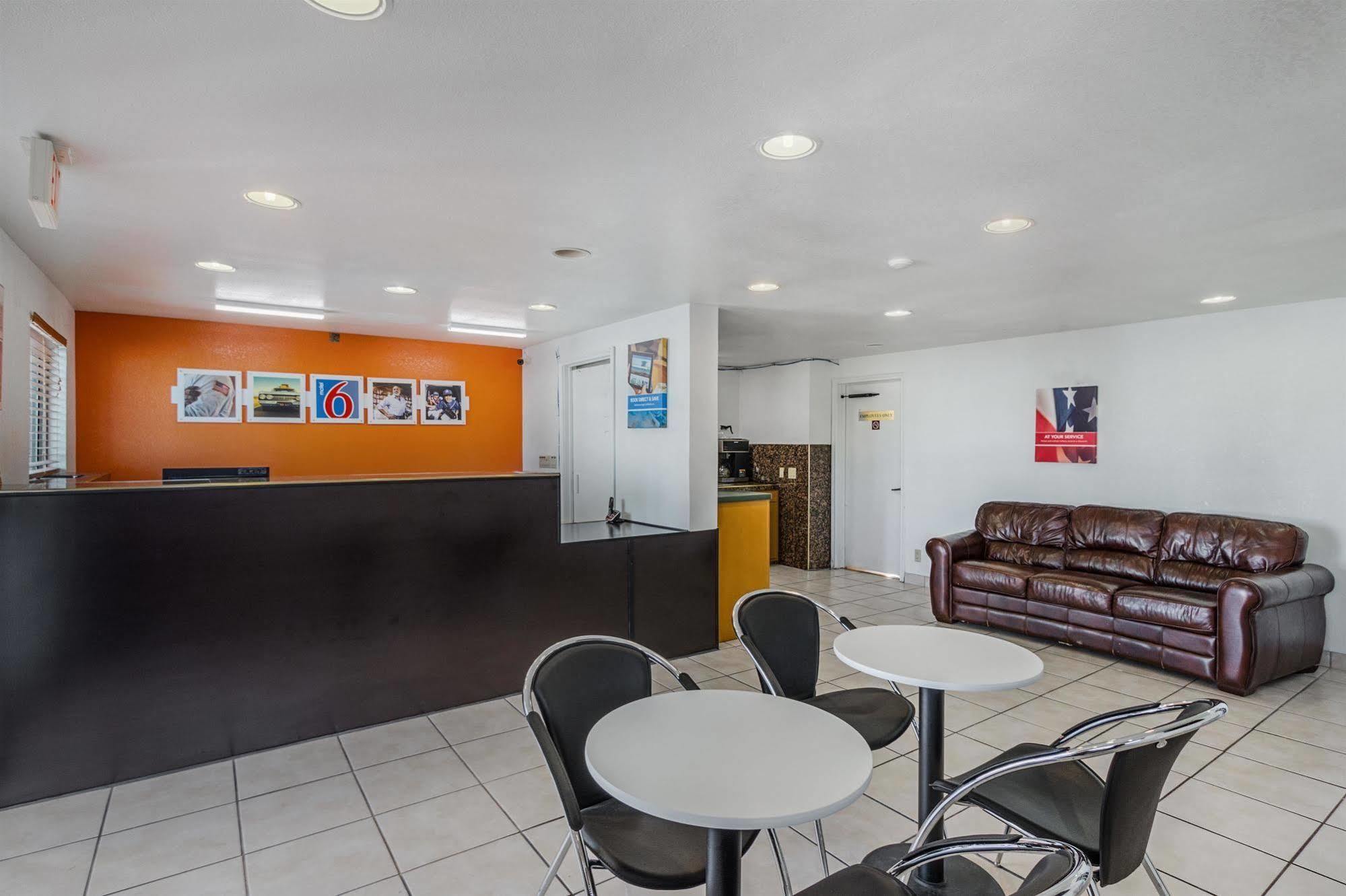 Motel 6-San Marcos, Tx - North מראה חיצוני תמונה