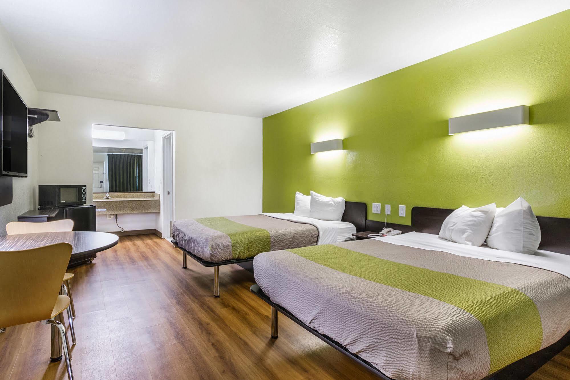 Motel 6-San Marcos, Tx - North מראה חיצוני תמונה